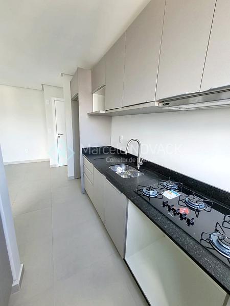 Apartamento Crici�ma Comerci�rio 3 quartos sendo 1 su�te Semi mobiliado 6