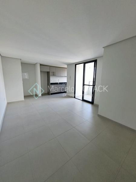 Apartamento Crici�ma Comerci�rio 3 quartos sendo 1 su�te Semi mobiliado 4