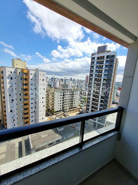 Apartamento Crici�ma Comerci�rio 3 quartos sendo 1 su�te Semi mobiliado 18