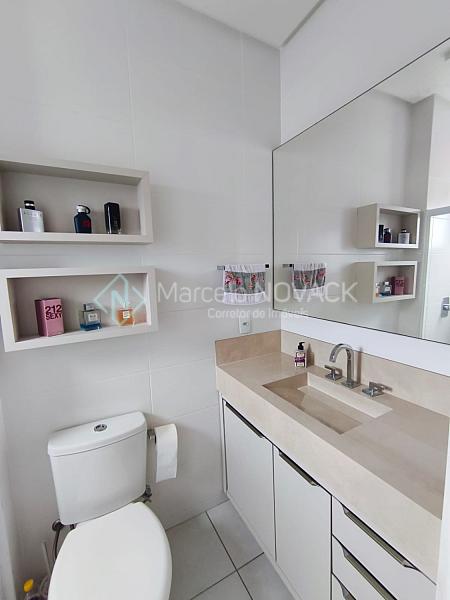Apartamento Lindo, mobiliado 3 quartos sendo 1 su�te no Centro de Crici�ma 12