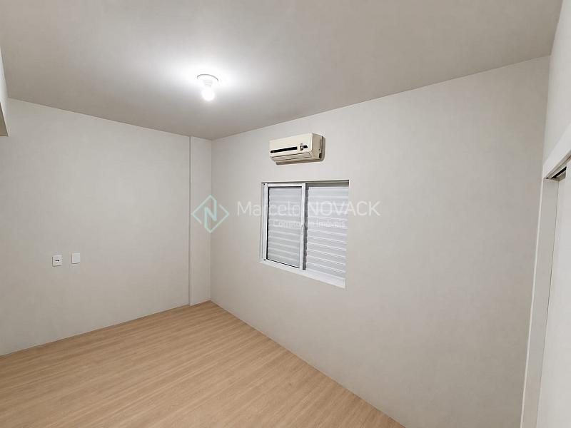 Apartamento Lindo, mobiliado 3 quartos sendo 1 su�te no Centro de Crici�ma 11