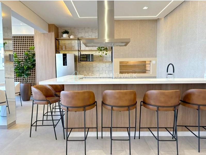 Apartamento no Centro de I�ara, 3 quartos sendo 1 su�te e 2 vagas 24