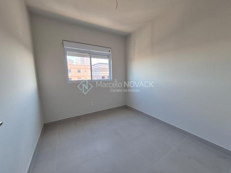Apartamento no Centro de I�ara, 3 quartos sendo 1 su�te e 2 vagas 13