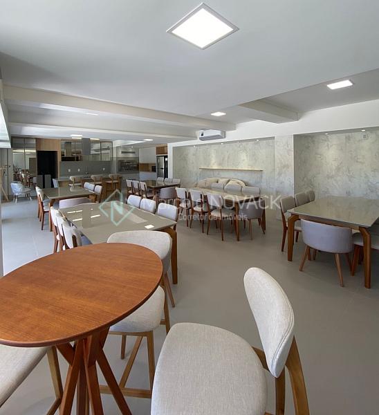 Apartamento no Centro em Crici�ma 3 quartos sendo 1 su�te 13