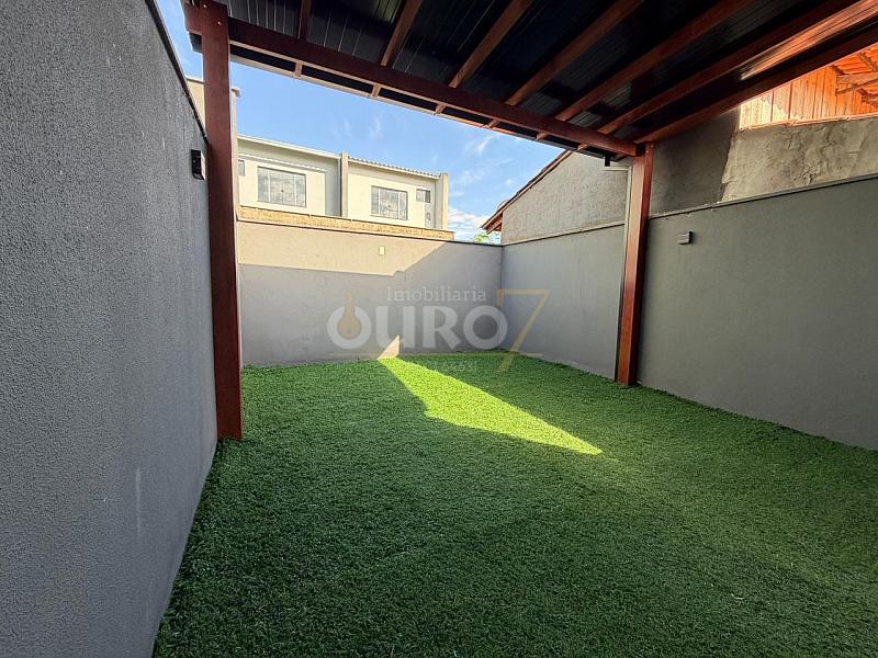 Sobrado no Bairro Espinheiros — foto 10