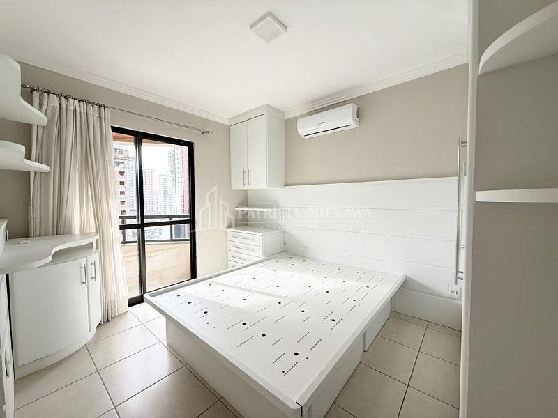Loca��o anual 3 quartos, centro Balne�rio Cambori� 27
