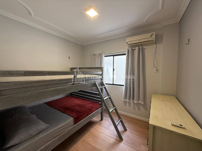 Loca��o temporada: 3 quartos churrasqueira Balne�rio Cambori� 21