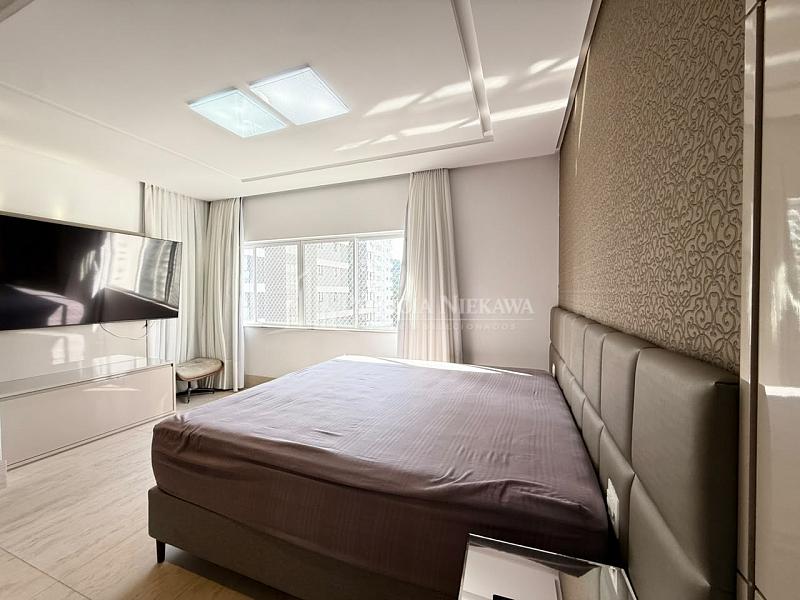 Cobertura horizontal a venda com 3 suites Balne�rio Cambori� 25