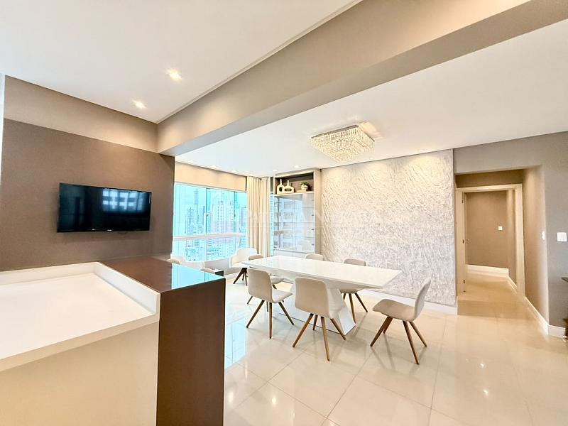 Loca��o anual 3 suites centro Balne�rio Cambori� 12
