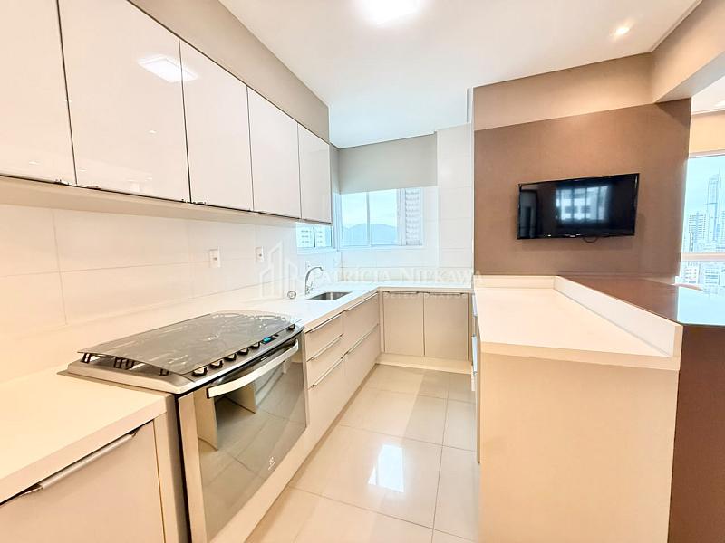 Loca��o anual 3 suites centro Balne�rio Cambori� 16