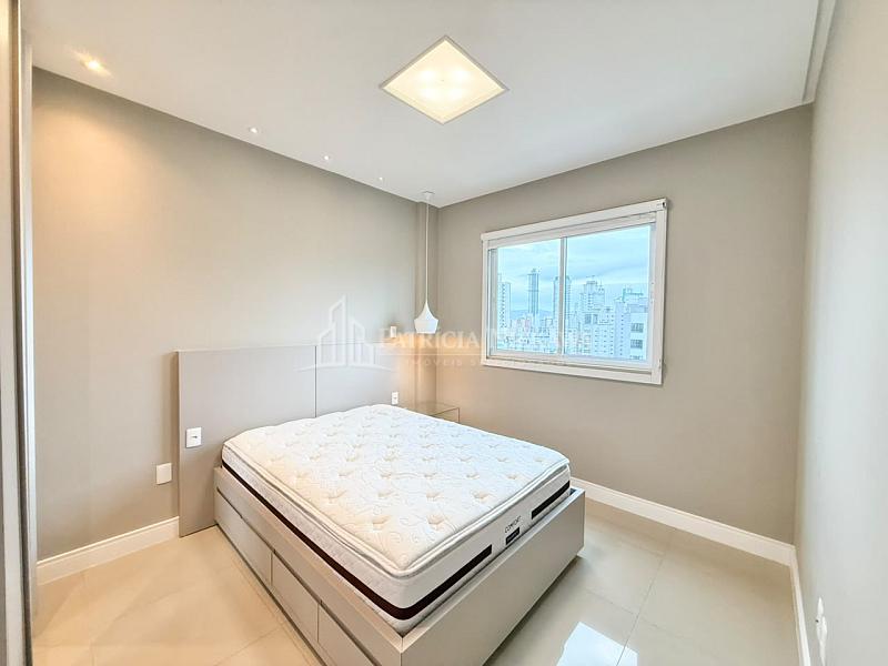 Loca��o anual 3 suites centro Balne�rio Cambori� 29