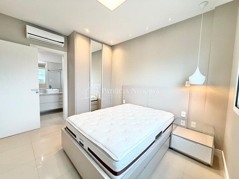 Loca��o anual 3 suites centro Balne�rio Cambori� 32
