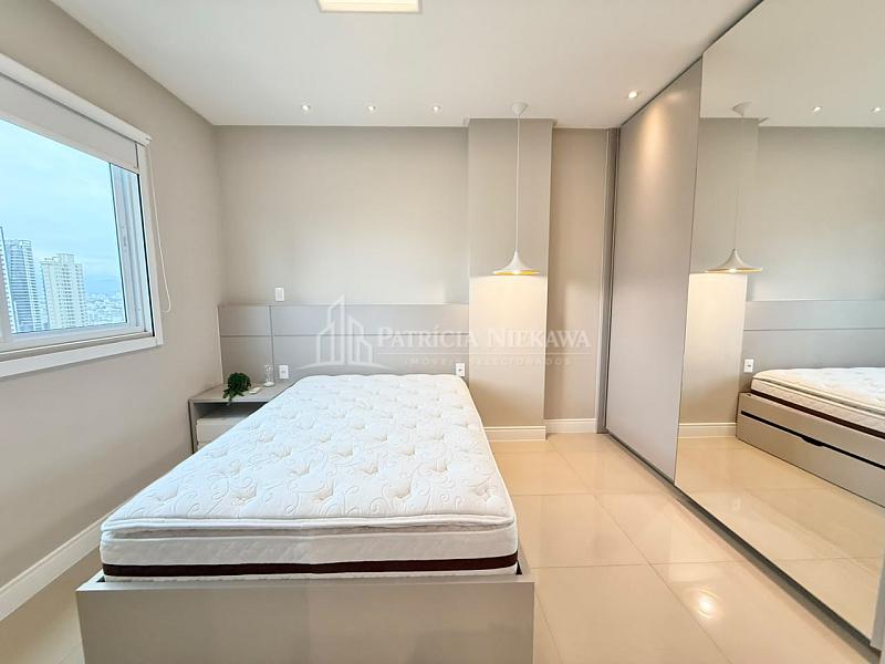 Loca��o anual 3 suites centro Balne�rio Cambori� 35