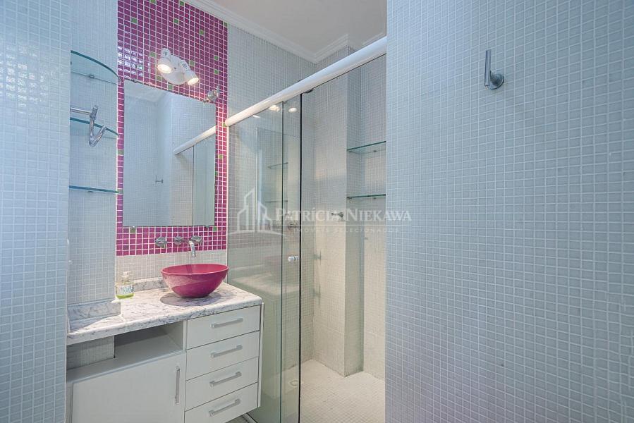 Loca��o temporada: 4 quartos frente mar Balne�rio Cambori� 48
