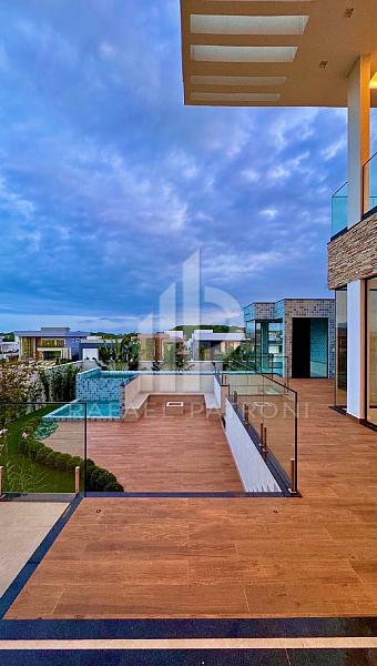 Vila Velha Duplex Cinematogr�fica 5 Dormit�rios Condom�nio Jardins Veneza 27