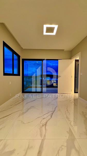 Vila Velha Duplex Cinematogr�fica 5 Dormit�rios Condom�nio Jardins Veneza 42