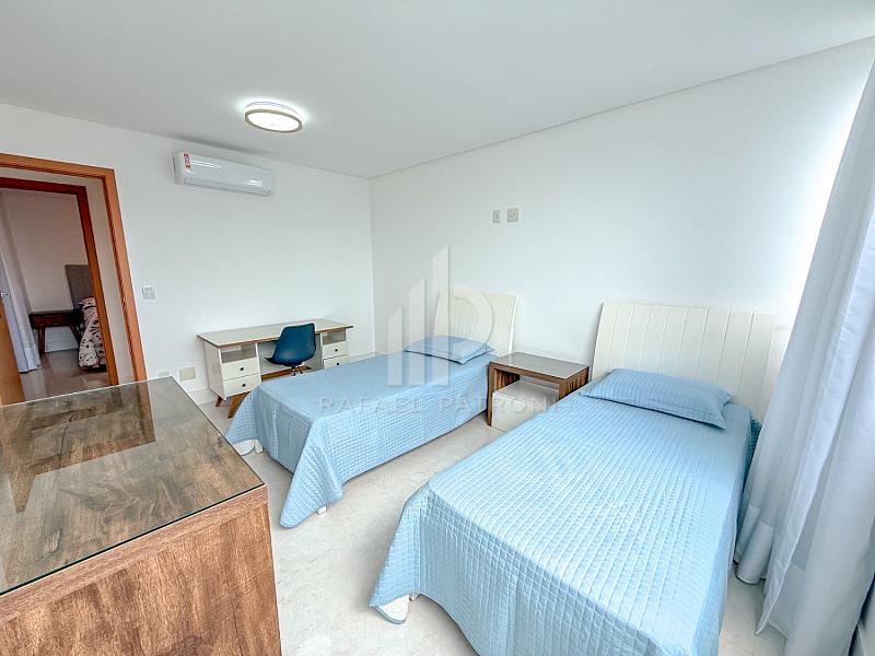 Guarapari - Apartamento 4 Dormit�rios 155 Porteira Fechada - Praia Do Morro 12