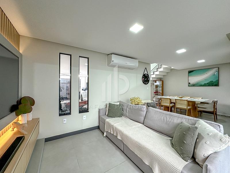 Guarapari - Casa Duplex Maravilhosa 4 Dormit�rios 177m²  - Praia Do morro 23