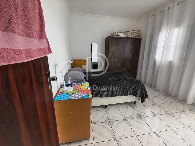 Dormit�rio com varanda casa 5