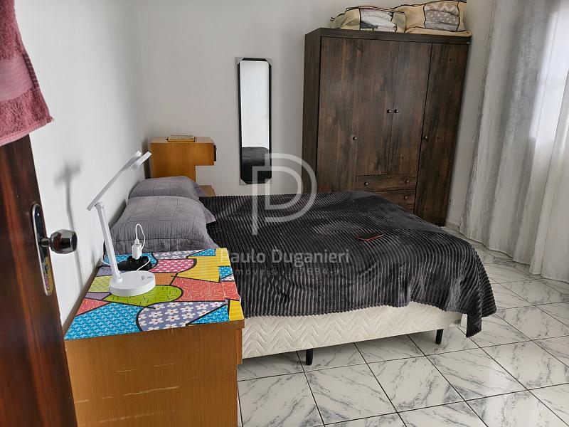 Dormit�rio com varanda casa 5