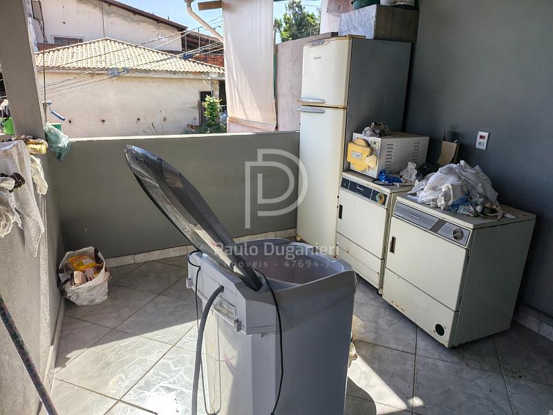 �rea de servi�o casa 1