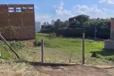 TERRENO JARDIM DOS PINHEIROS