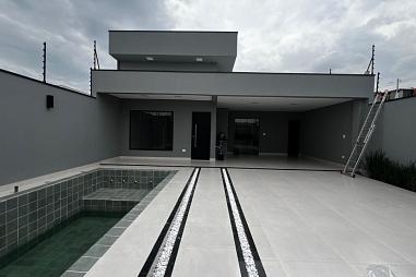 CASA NOVA IMPECÁVEL NO JD. DOS MANACÁS - SBO