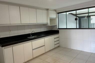 Casa com 3 quartos à venda, 210m², 3 banheiros, 2 garagens - Nova Americana - Americana