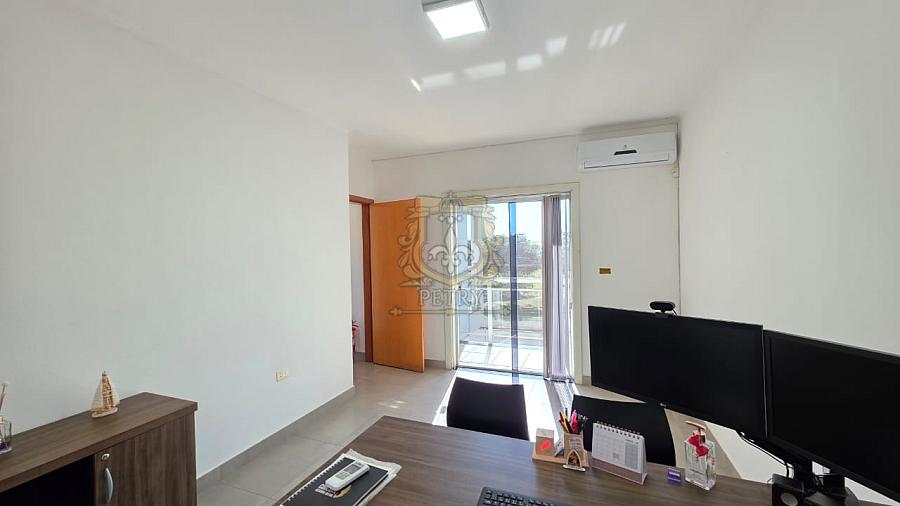 EXCELENTE SOBRADO COMERCIAL NO JD. DONA REGINA — foto 8