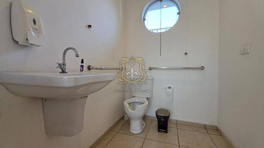 EXCELENTE SOBRADO COMERCIAL NO JD. DONA REGINA — foto 16