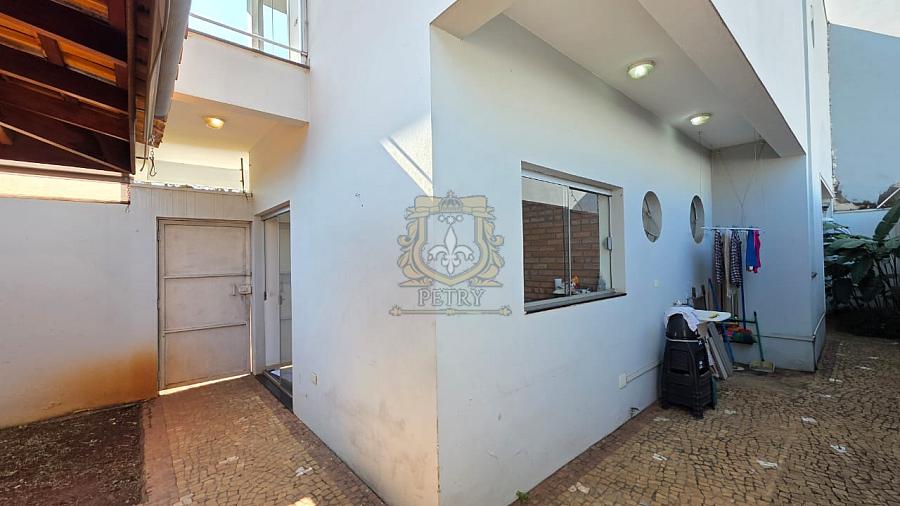 EXCELENTE SOBRADO COMERCIAL NO JD. DONA REGINA — foto 20