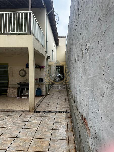 ÓTIMA CASA COM 2 DORMITÓRIS NO JD. VISTA ALEGRE — foto 19
