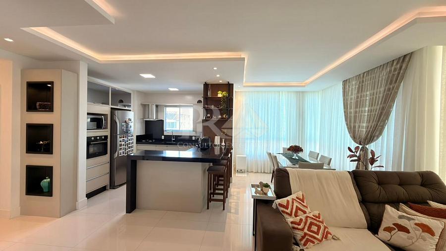 Apartamento com 3 quartos à venda, 115m², 4 banheiros, 2 garagens - Centro - Balneário Camboriú — foto 4