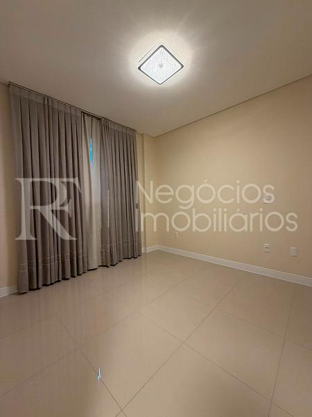 Apartamento � venda no SC Marine em Meia Praia � 3 Su�tes e 111 m� 16
