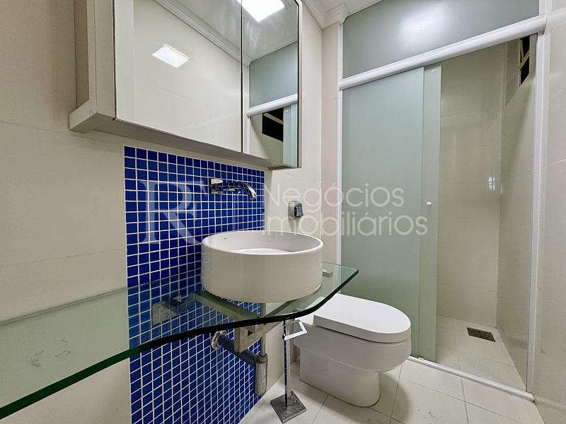 Apartamento Frente Mar � venda no Roland Heil em Itapema � 4 Dormit�rios e 197 m� 25