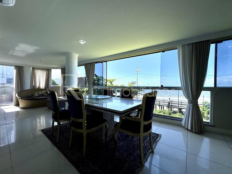 Apartamento Frente Mar � venda no Roland Heil em Itapema � 4 Dormit�rios e 197 m� 2