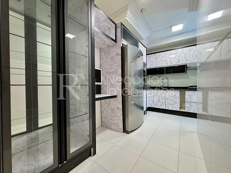 Apartamento Frente Mar � venda no Roland Heil em Itapema � 4 Dormit�rios e 197 m� 13