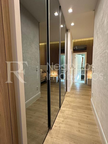 Apartamento frente mar � venda no La Riviere em Meia Praia � 3 Su�tes e 140 m� 24
