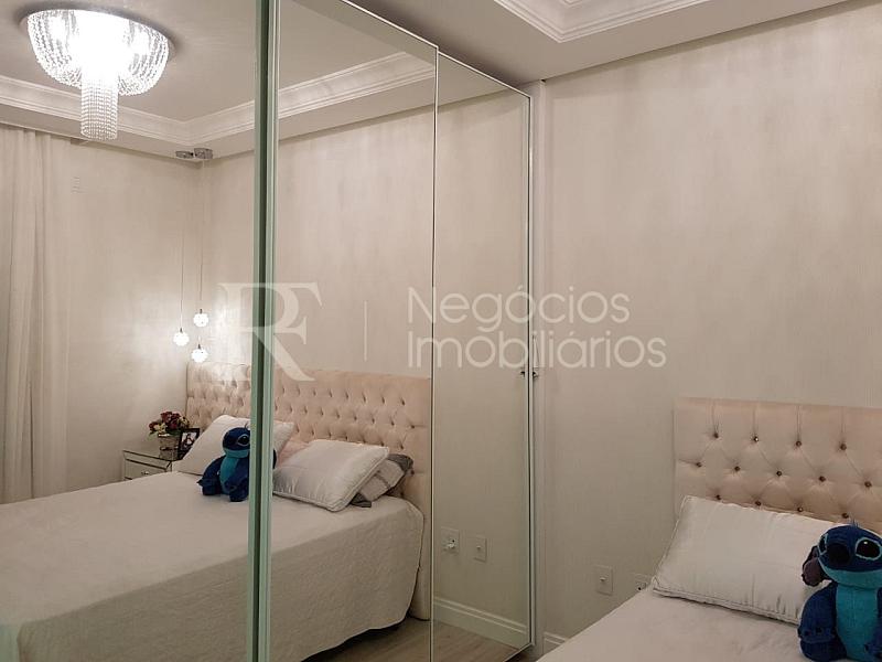 Apartamento frente mar � venda no Atlantic Paradise em Meia Praia � 4 Su�tes e 279 m� 19