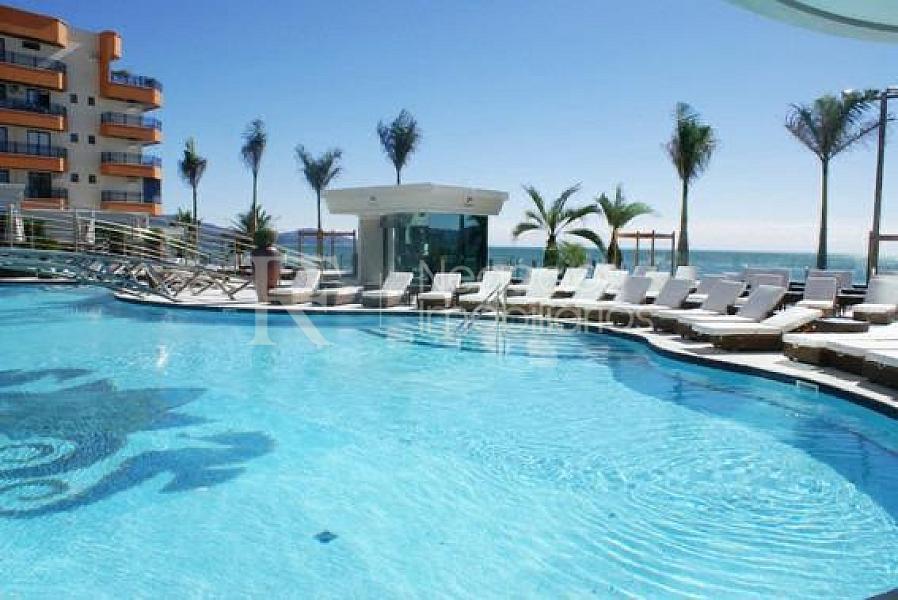 Apartamento frente mar � venda no Atlantic Paradise em Meia Praia � 4 Su�tes e 279 m� 27
