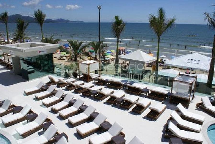 Apartamento frente mar � venda no Atlantic Paradise em Meia Praia � 4 Su�tes e 279 m� 35