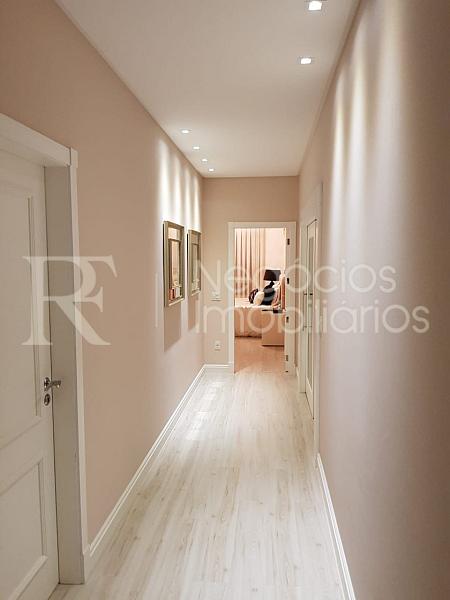 Apartamento frente mar � venda no Atlantic Paradise em Meia Praia � 4 Su�tes e 279 m� 11