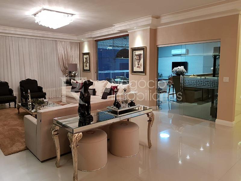 Apartamento frente mar � venda no Atlantic Paradise em Meia Praia � 4 Su�tes e 279 m� 5