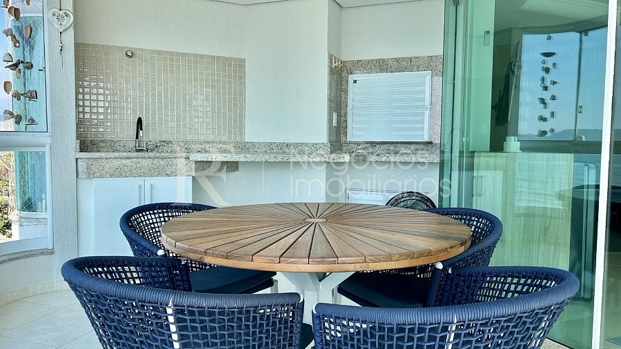 Apartamento frente mar � venda no Krueger em Meia Praia � 4 Dormit�rios e 170 m� 5