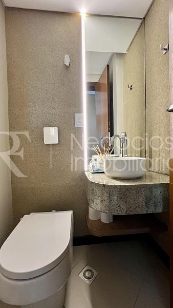 Apartamento frente mar � venda no Krueger em Meia Praia � 4 Dormit�rios e 170 m� 36