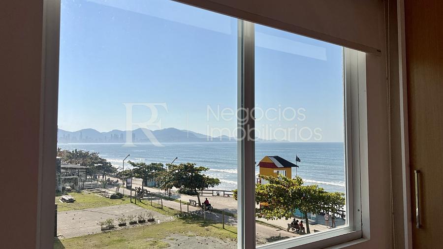 Apartamento frente mar � venda no Krueger em Meia Praia � 4 Dormit�rios e 170 m� 31