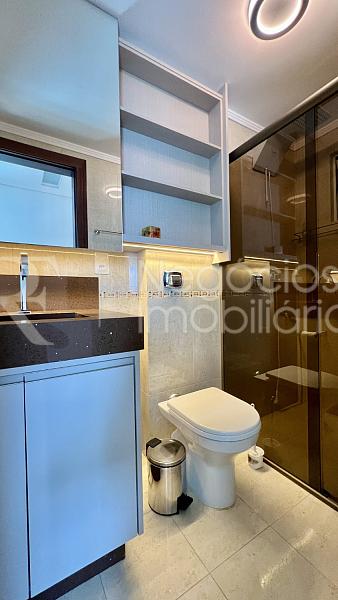 Apartamento frente mar � venda no Krueger em Meia Praia � 4 Dormit�rios e 170 m� 46