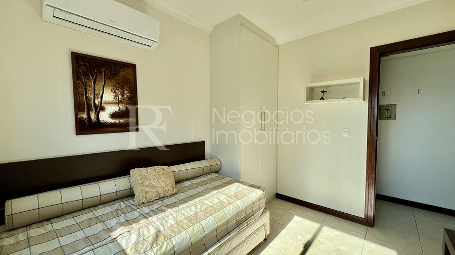 Apartamento frente mar � venda no Krueger em Meia Praia � 4 Dormit�rios e 170 m� 24