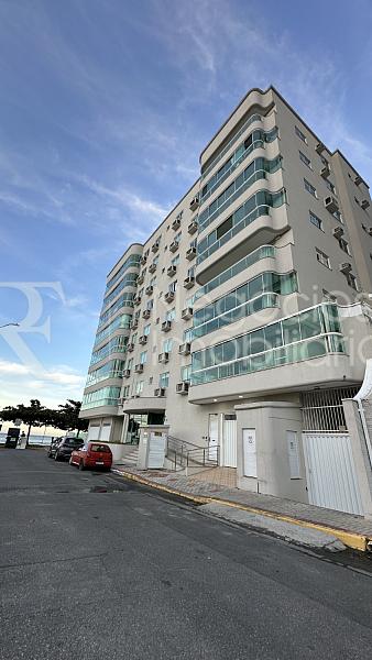 Apartamento frente mar � venda no Krueger em Meia Praia � 4 Dormit�rios e 170 m� 47