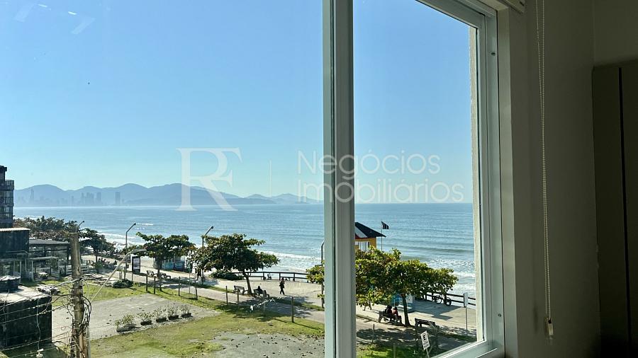 Apartamento frente mar � venda no Krueger em Meia Praia � 4 Dormit�rios e 170 m� 41